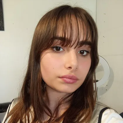 Ghena salon assistant portrait